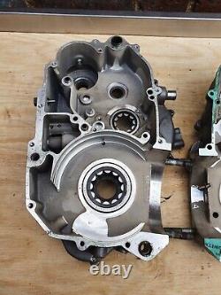 Ktm 640 Duke 2 Lc4 2000-2006 Engine Case Crankcase Set Left Right Side